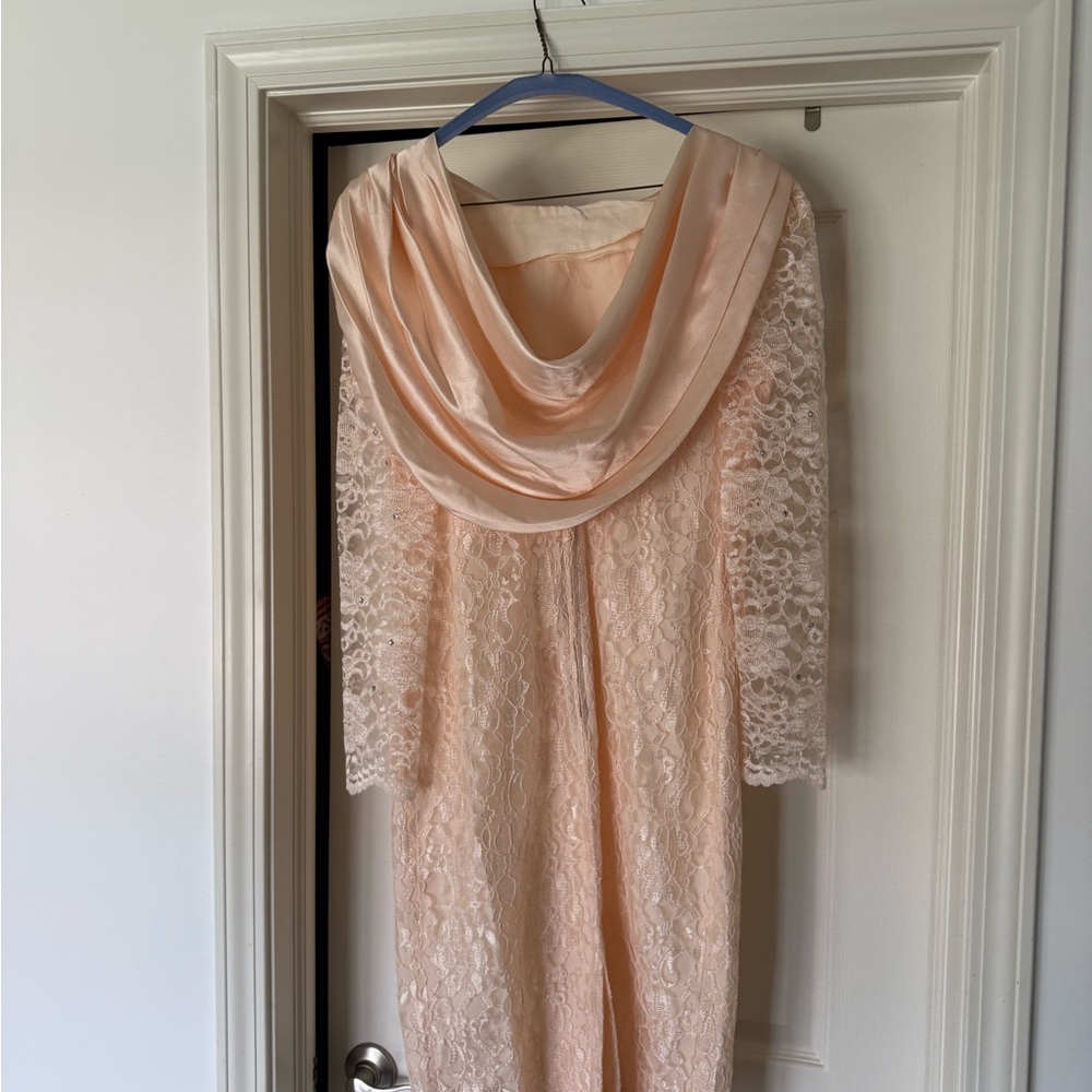 Leslie Fay Blush Lace Long Sleeve Dress - Picture 5 of 5